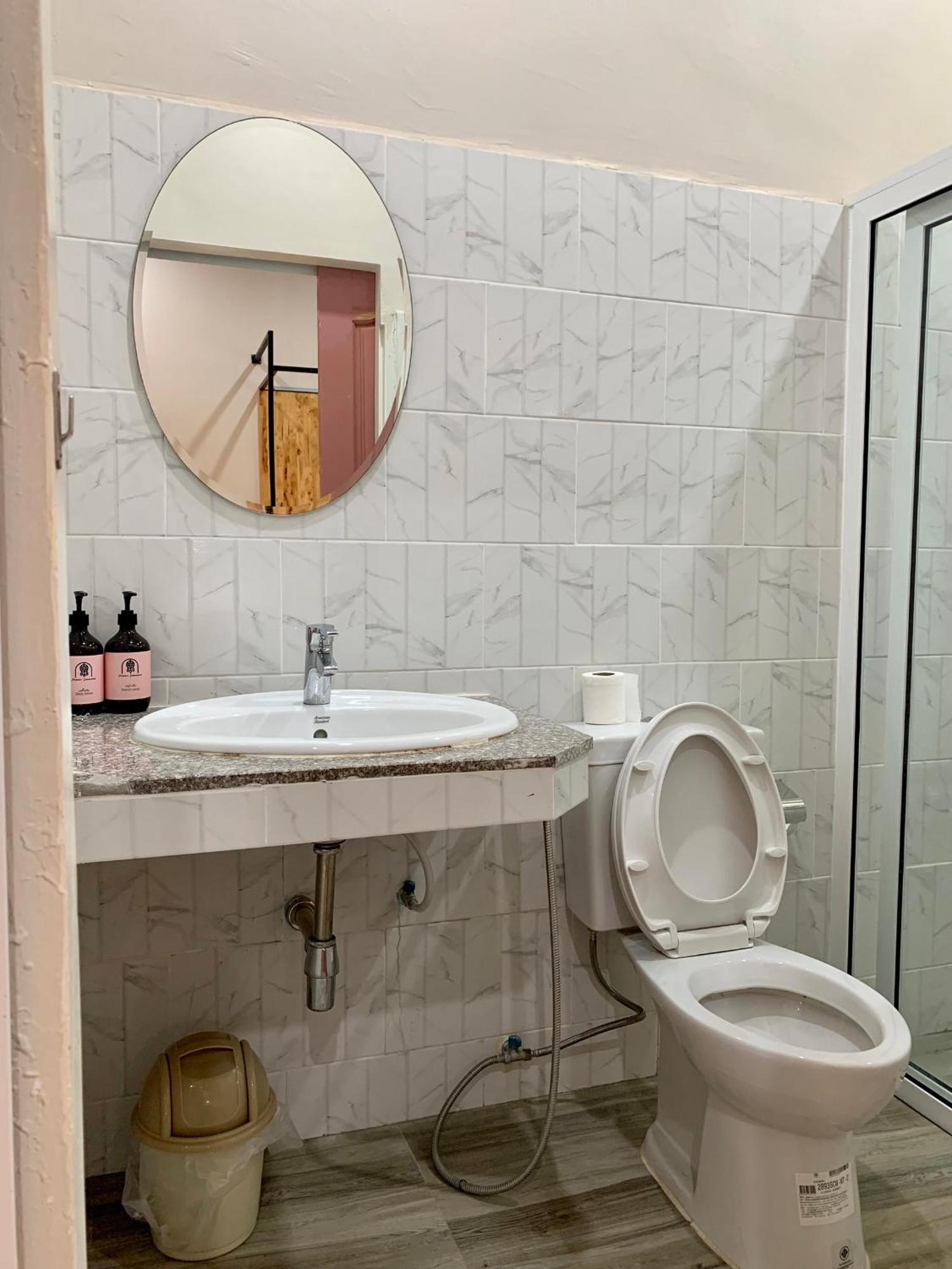 Funwan Hotel Li Zewnętrze zdjęcie